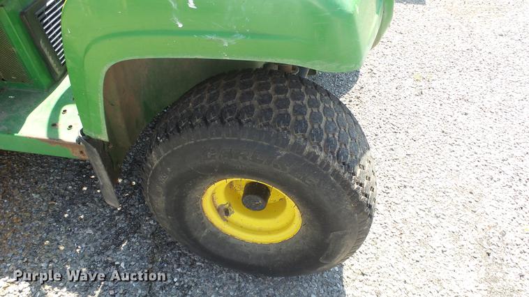 image for item DE7178 2006 John Deere TH Gator utility vehicle