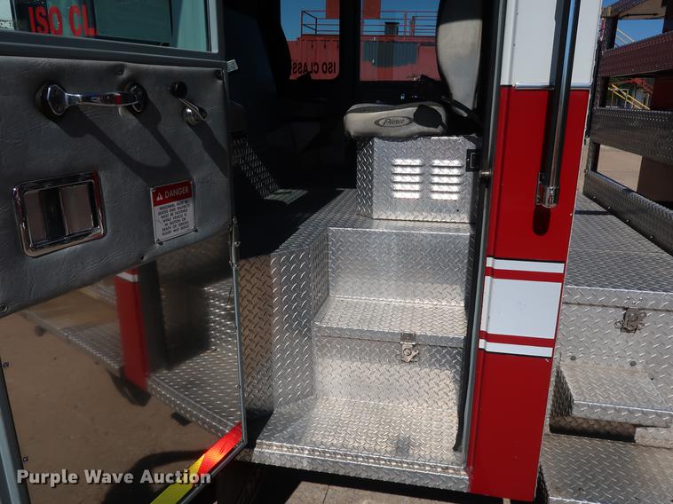 image for item DF3251 1996 Pierce fire truck