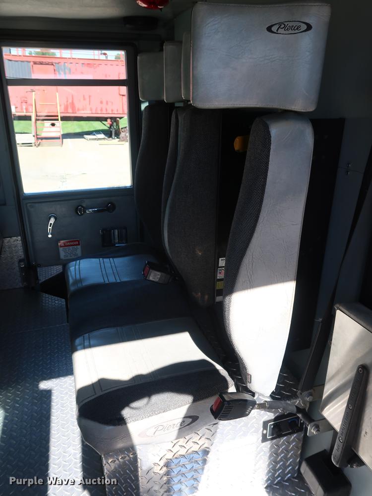 image for item DF3251 1996 Pierce fire truck