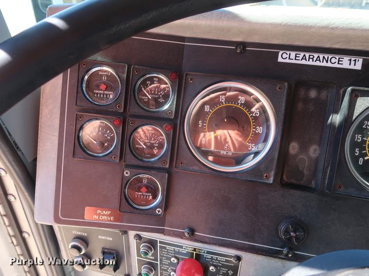 image for item DF3251 1996 Pierce fire truck