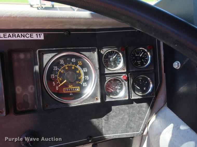 image for item DF3251 1996 Pierce fire truck