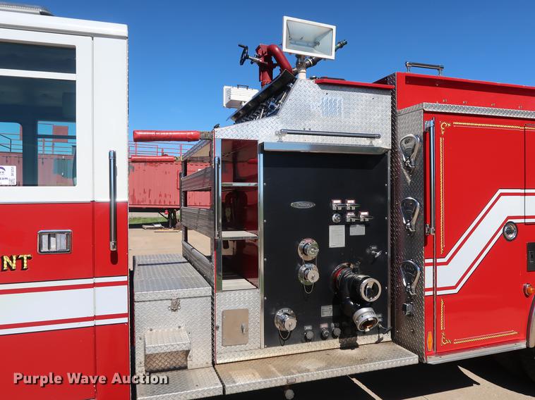 image for item DF3251 1996 Pierce fire truck