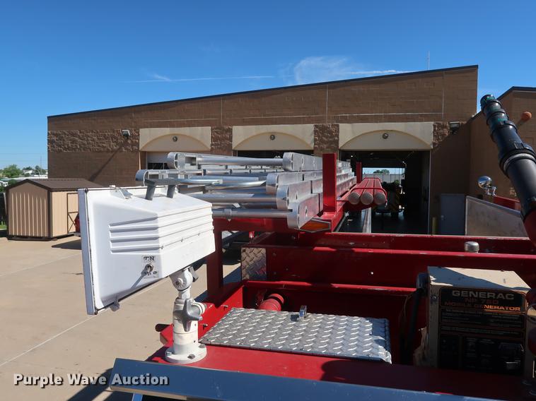 image for item DF3251 1996 Pierce fire truck