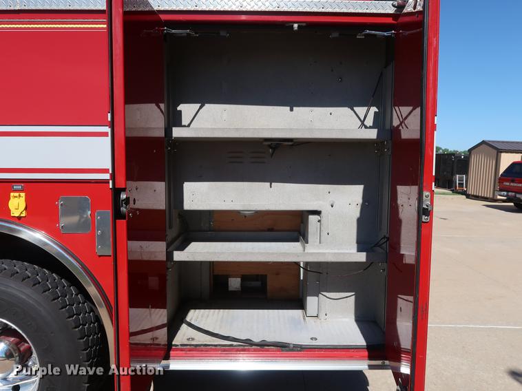 image for item DF3251 1996 Pierce fire truck