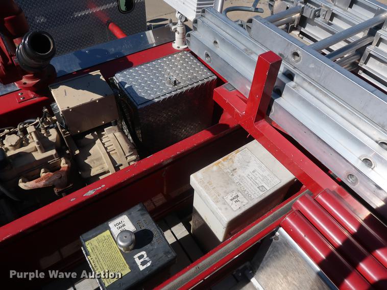 image for item DF3251 1996 Pierce fire truck