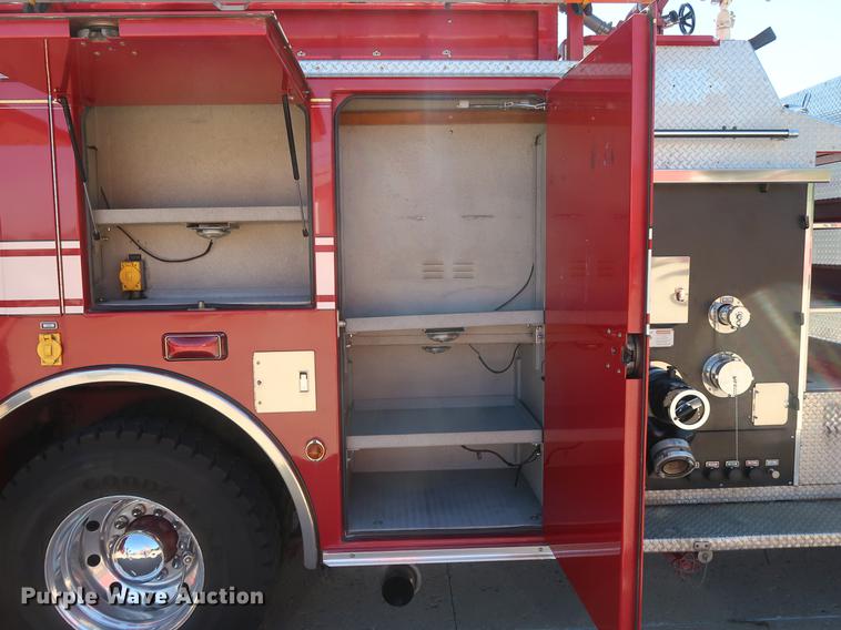 image for item DF3251 1996 Pierce fire truck