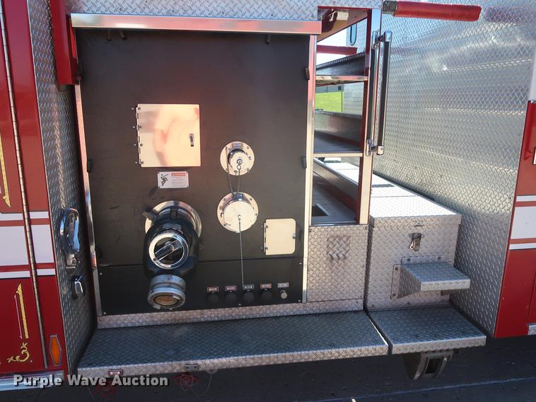 image for item DF3251 1996 Pierce fire truck