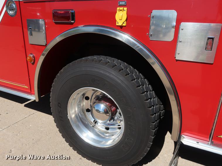 image for item DF3251 1996 Pierce fire truck