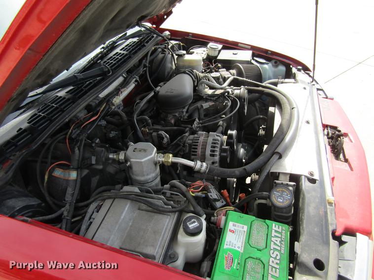 image for item DF3817 2003 Chevrolet S10 Crew Cab pickup truck