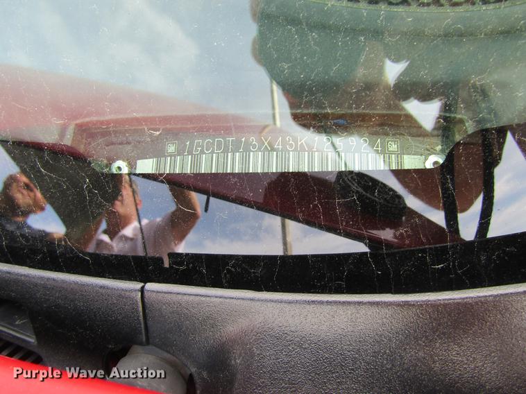 image for item DF3817 2003 Chevrolet S10 Crew Cab pickup truck