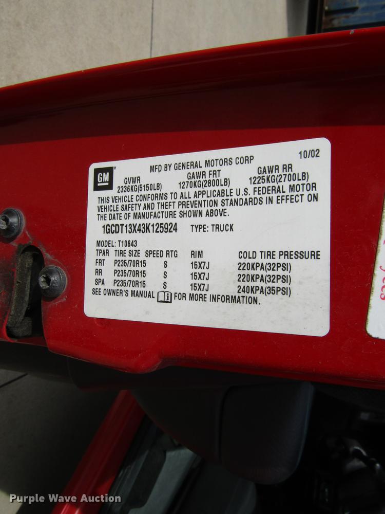 image for item DF3817 2003 Chevrolet S10 Crew Cab pickup truck