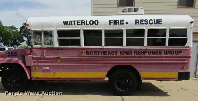 image for item DF3818 1995 GMC Blue Bird DV200G shuttle bus