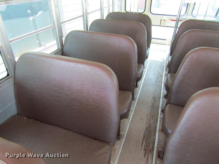 image for item DF3818 1995 GMC Blue Bird DV200G shuttle bus