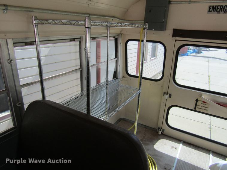 image for item DF3818 1995 GMC Blue Bird DV200G shuttle bus