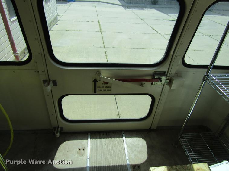 image for item DF3818 1995 GMC Blue Bird DV200G shuttle bus