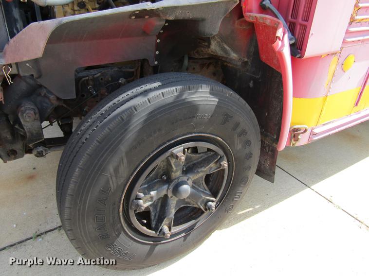 image for item DF3818 1995 GMC Blue Bird DV200G shuttle bus