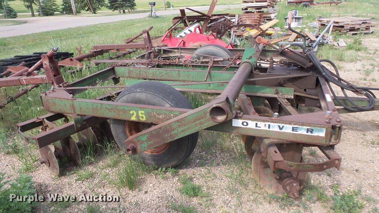 image for item DV9347 Oliver disk