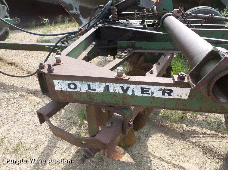 image for item DV9347 Oliver disk