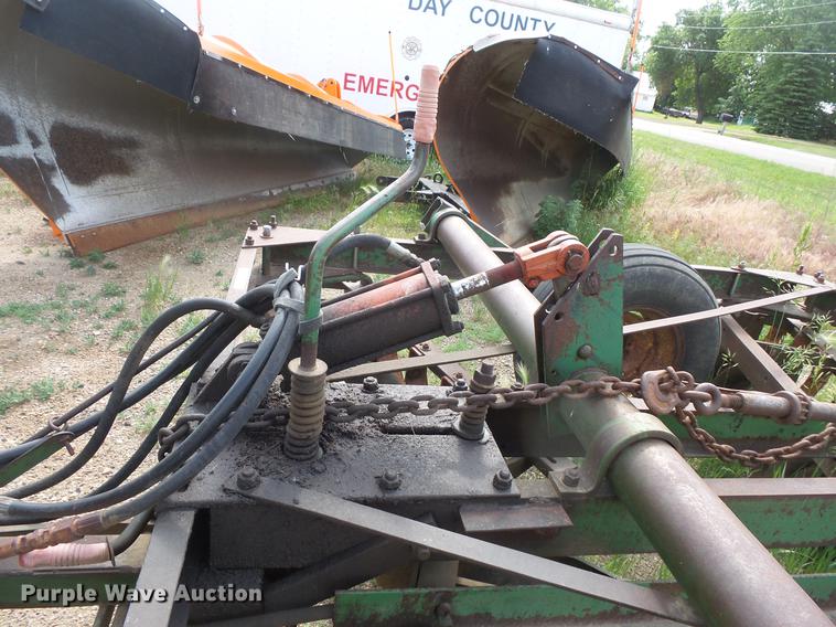 image for item DV9347 Oliver disk