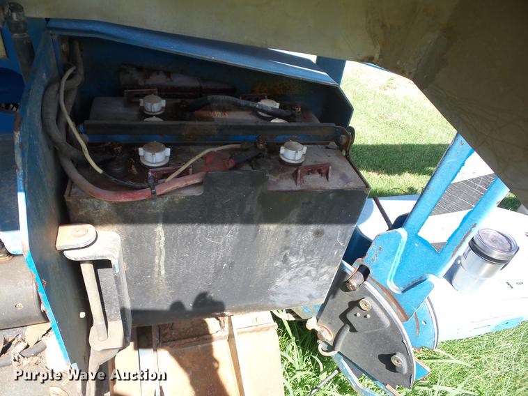 image for item EI9830 Genie TMZ-34-19 boom lift