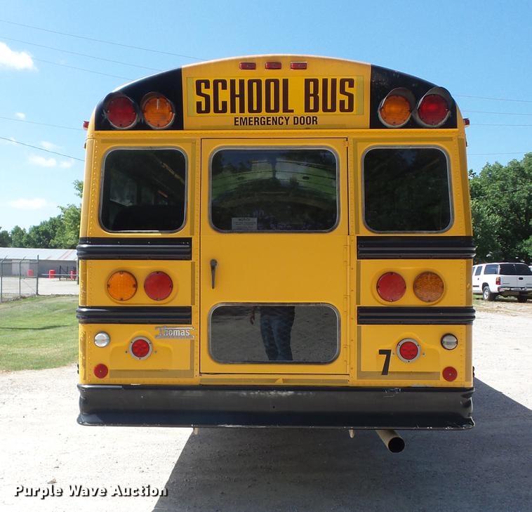 image for item EI9831 2000 International 3800 school bus