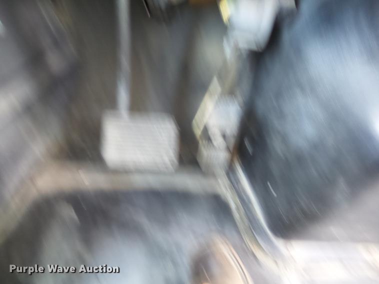 image for item EI9832 1999 International 3800 school bus