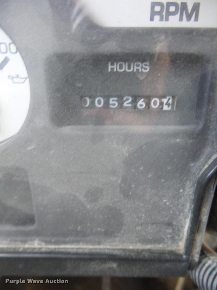 image for item EI9833 1999 International 3800 school bus