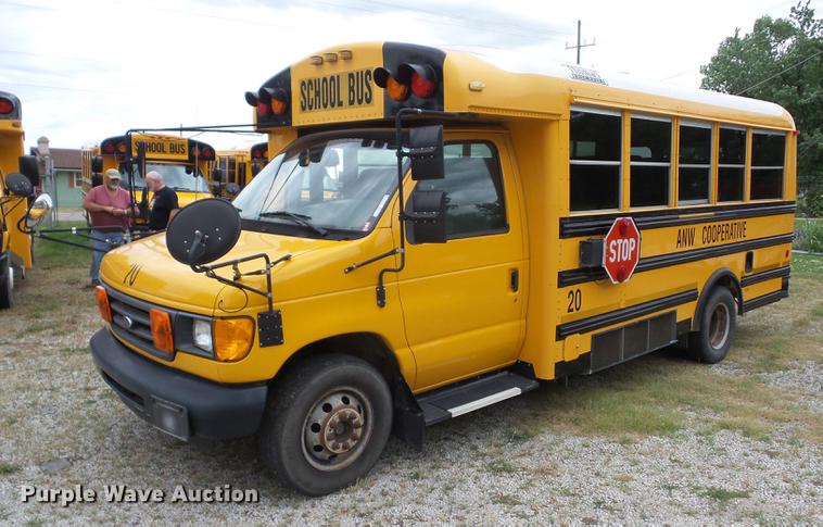 image for item EI9834 2007 Ford E450 school bus