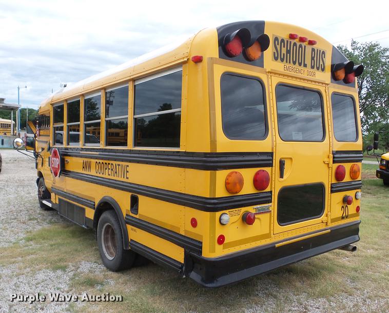 image for item EI9834 2007 Ford E450 school bus