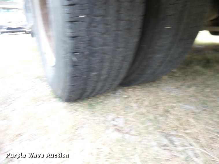 image for item EI9834 2007 Ford E450 school bus