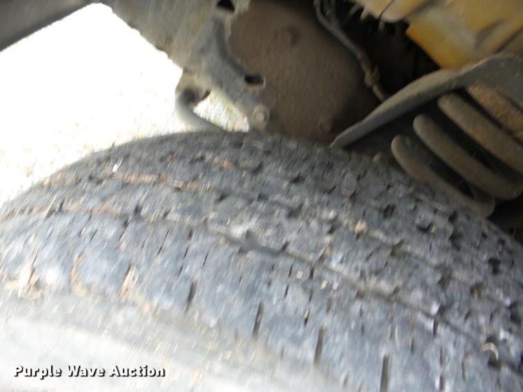 image for item EI9834 2007 Ford E450 school bus