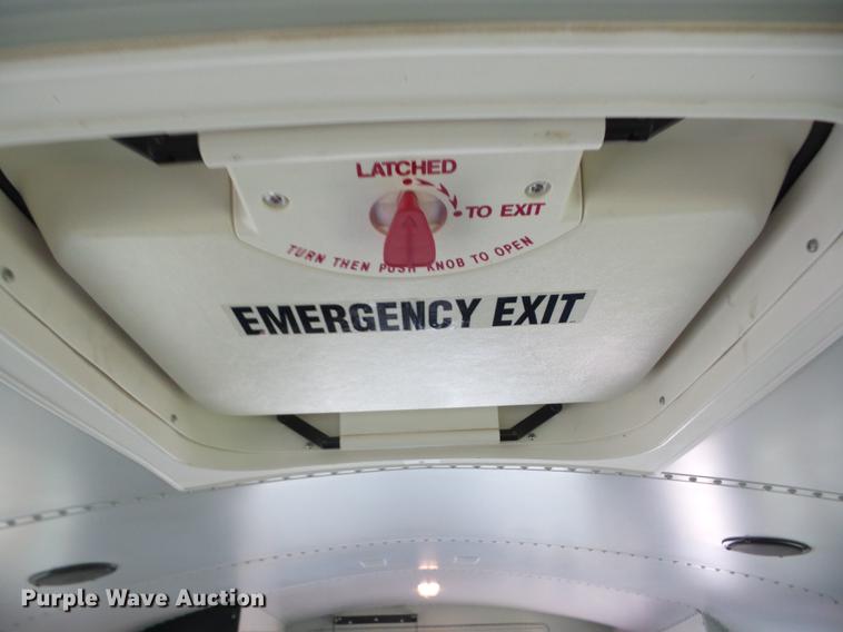 image for item EI9834 2007 Ford E450 school bus