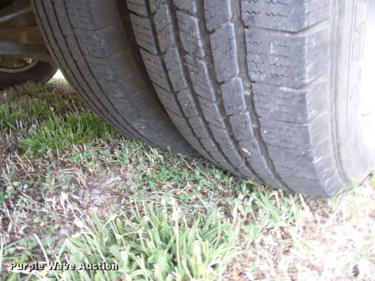 image for item EI9835 2008 Ford Econoline E450 school bus