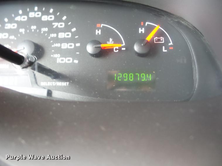 image for item EI9835 2008 Ford Econoline E450 school bus