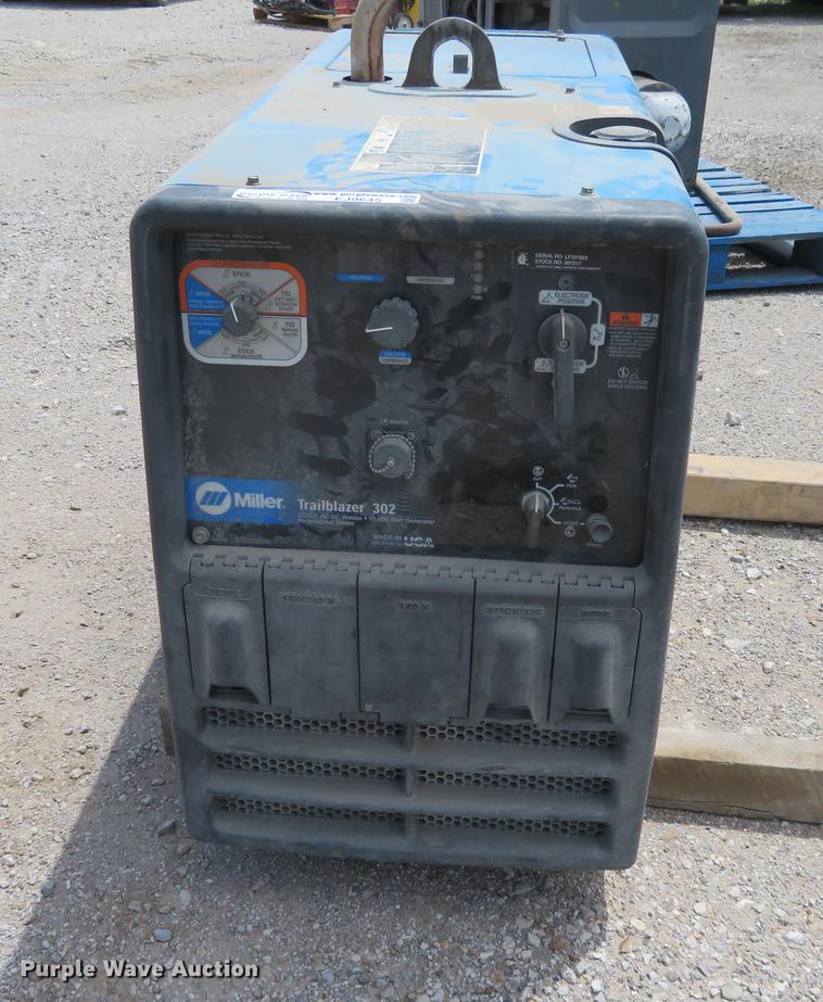 image for item EJ9645 Miller Trailblazer 302 welder/generator