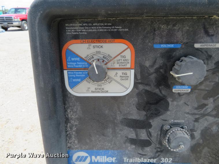 image for item EJ9645 Miller Trailblazer 302 welder/generator