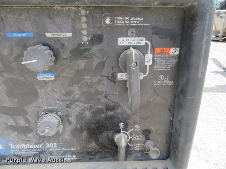 image for item EJ9645 Miller Trailblazer 302 welder/generator