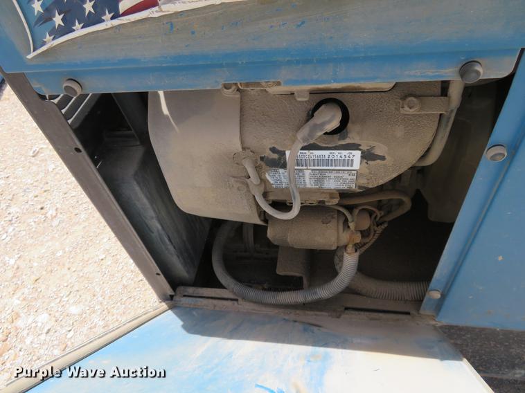 image for item EJ9645 Miller Trailblazer 302 welder/generator