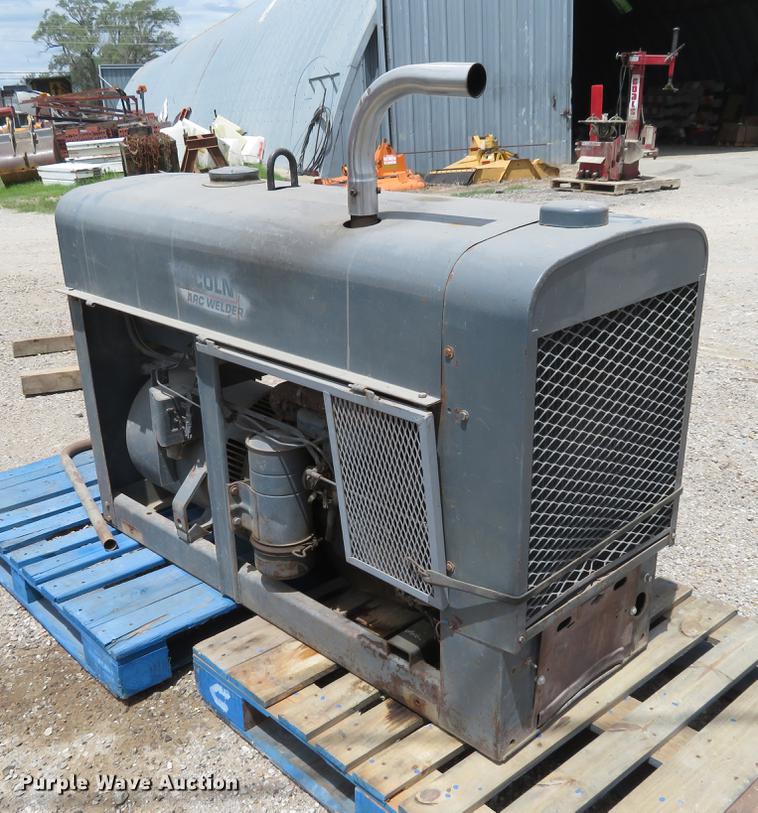 image for item EJ9646 Lincoln SA-200 arc welder