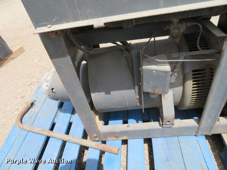 image for item EJ9646 Lincoln SA-200 arc welder