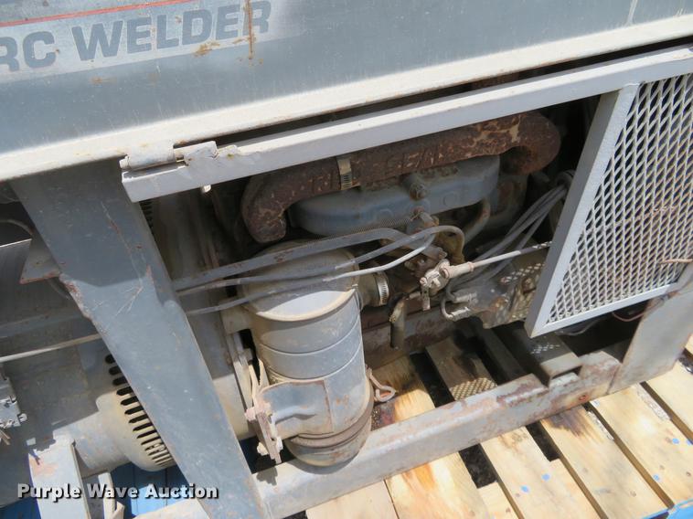 image for item EJ9646 Lincoln SA-200 arc welder