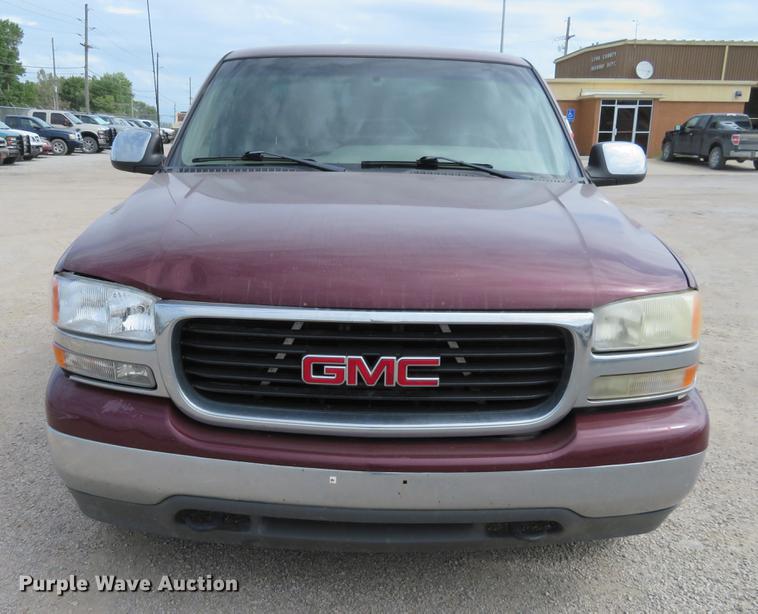 image for item EJ9663 2001 GMC Sierra 1500 Ext. Cab pickup truck