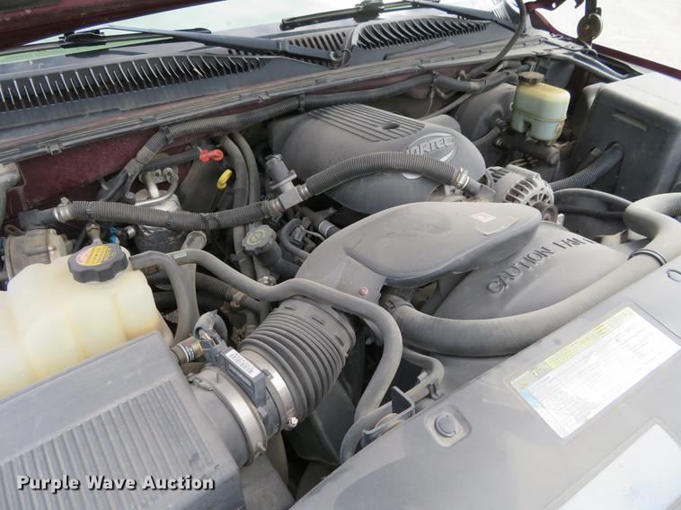 image for item EJ9663 2001 GMC Sierra 1500 Ext. Cab pickup truck