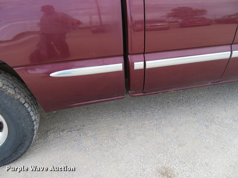 image for item EJ9663 2001 GMC Sierra 1500 Ext. Cab pickup truck