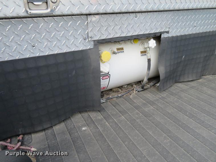 image for item EJ9663 2001 GMC Sierra 1500 Ext. Cab pickup truck