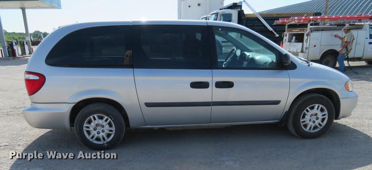 image for item EJ9671 2007 Dodge Grand Caravan van