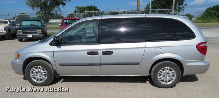 image for item EJ9671 2007 Dodge Grand Caravan van