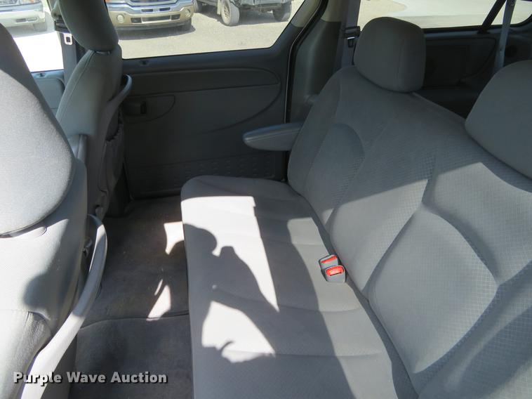 image for item EJ9671 2007 Dodge Grand Caravan van