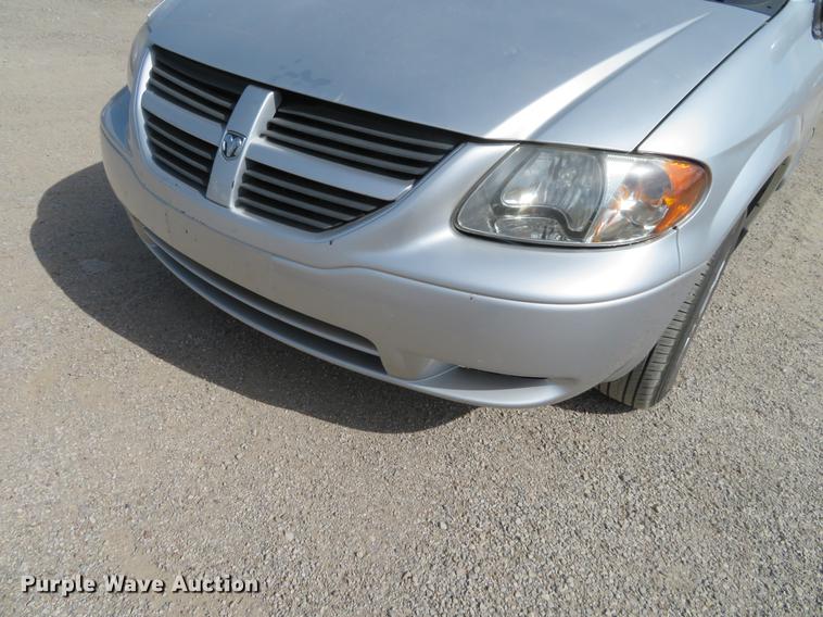 image for item EJ9671 2007 Dodge Grand Caravan van