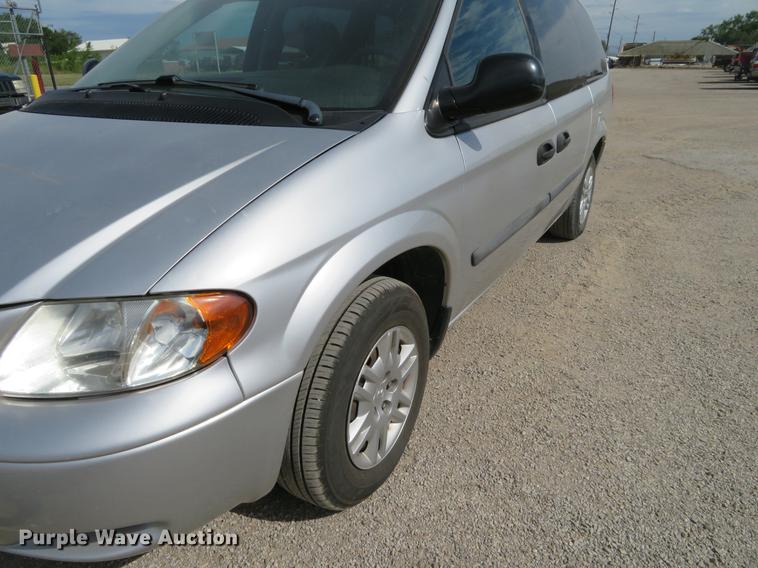 image for item EJ9671 2007 Dodge Grand Caravan van